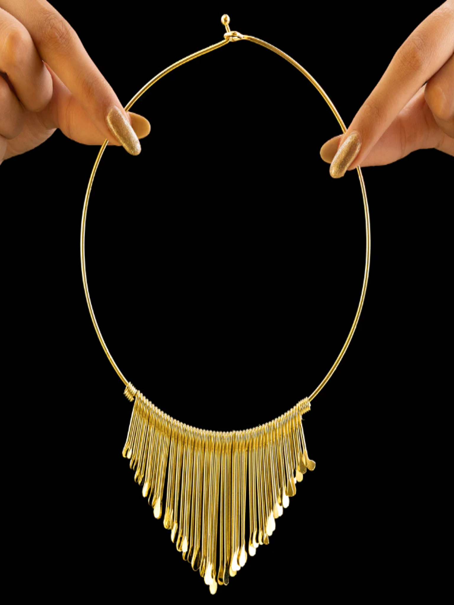 Golden Finish Anti-Tarnish Hasli Necklace Set with Fringe Design - Image 2